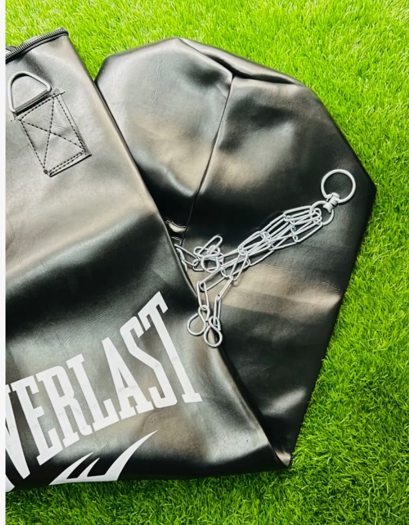 everlast boxing punching bag (unfilled) with hanging chain in premium quality ( 2 to 6 feet ) everlast boxing punching bag (unfilled) with hanging chain in premium quality ( 2 to 6 feet )
