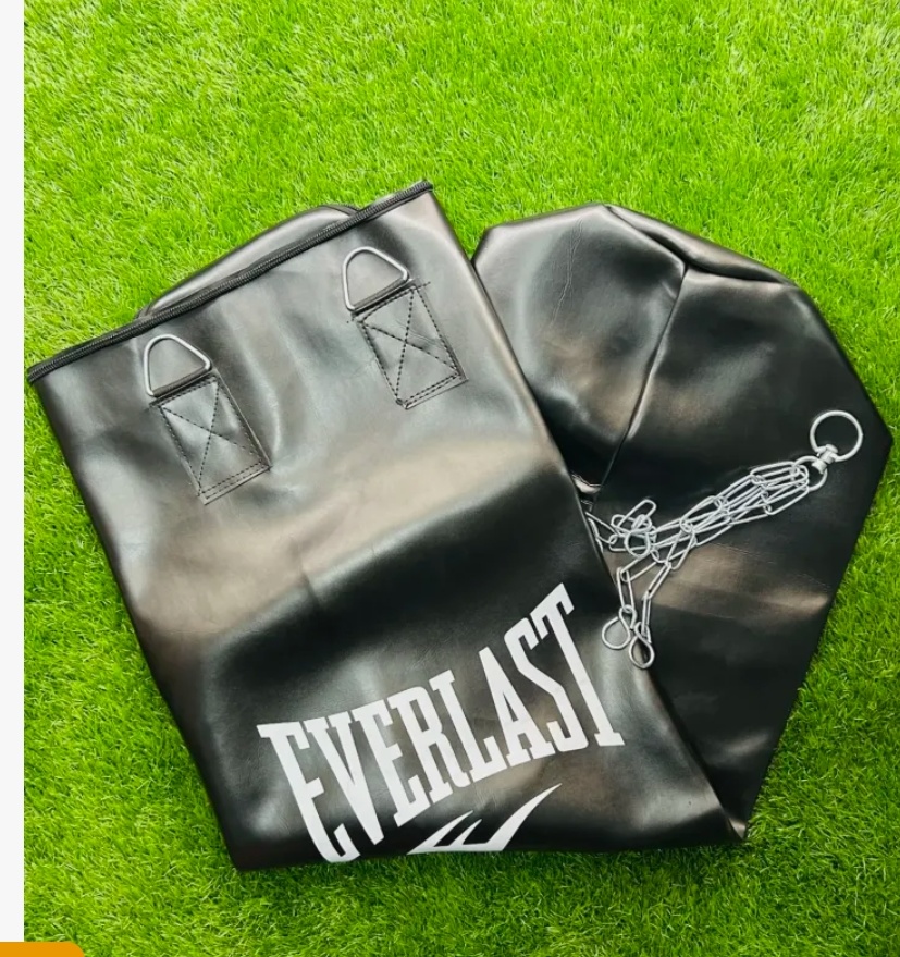 everlast boxing punching bag (unfilled) with hanging chain in premium quality ( 2 to 6 feet ) everlast boxing punching bag (unfilled) with hanging chain in premium quality ( 2 to 6 feet )